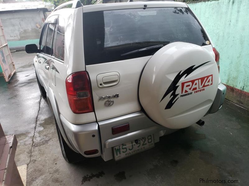 Toyota RAV4 2.4L vvti in Philippines