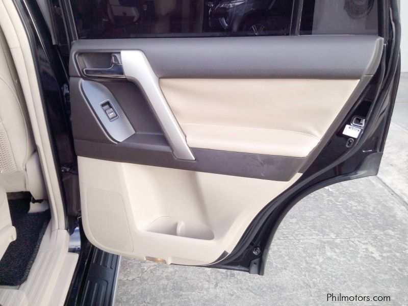 Toyota land cruiser Prado  2010 in Philippines