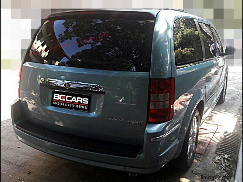 Chrysler Town and Country in Philippines