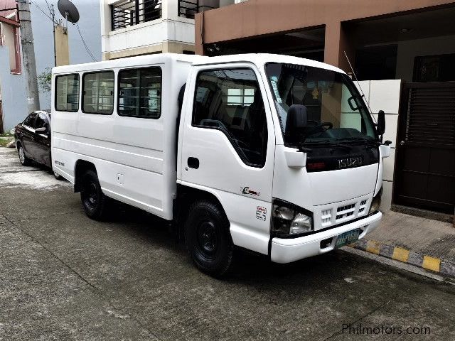 Isuzu Elf in Philippines