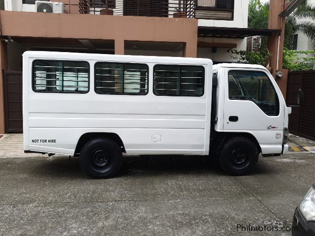 Isuzu Elf in Philippines