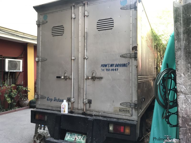 Isuzu Elf in Philippines