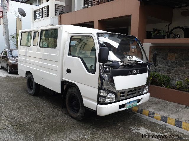 Isuzu NHR in Philippines