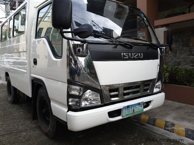 Isuzu NHR in Philippines