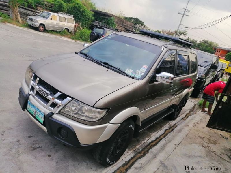 Isuzu crosswind in Philippines