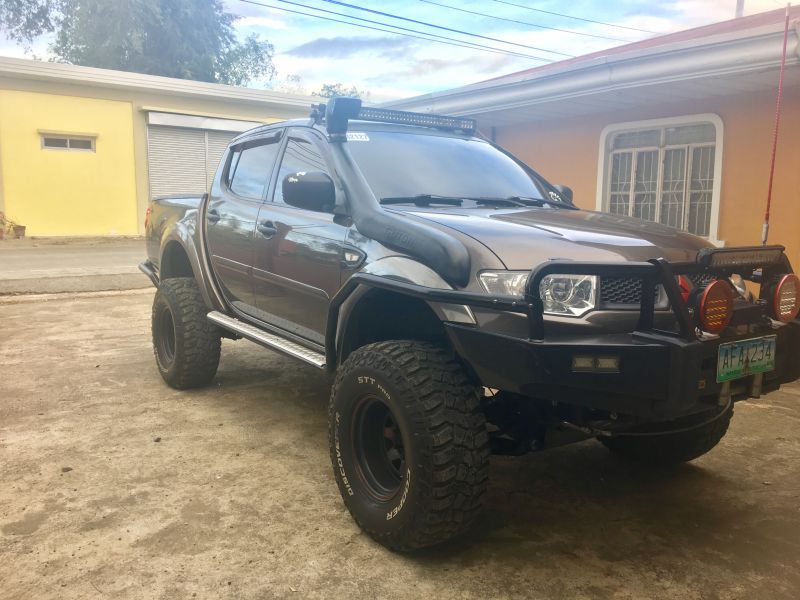 Mitsubishi Mitsubishi strada in Philippines