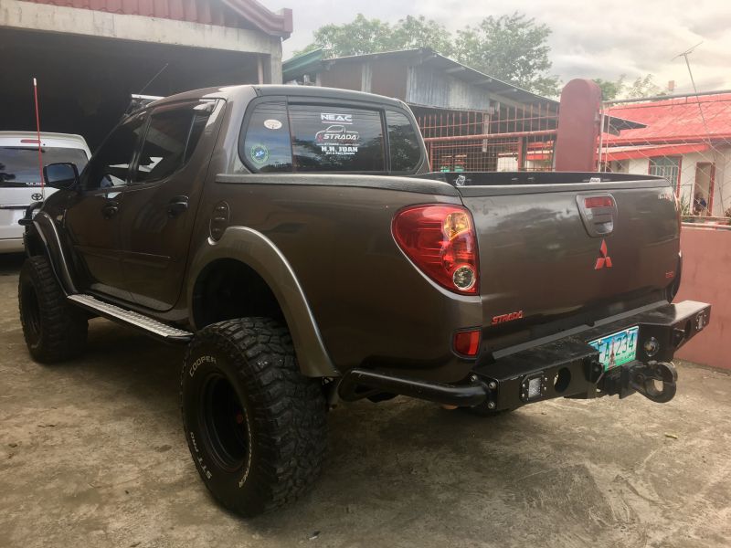 Mitsubishi Mitsubishi strada in Philippines