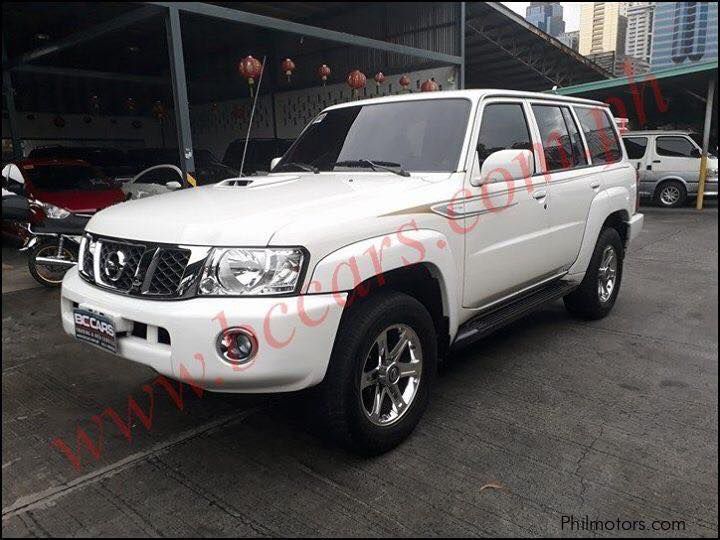 Nissan nissan patrol super safari in Philippines