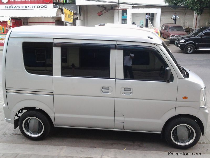 suzuki mini van price