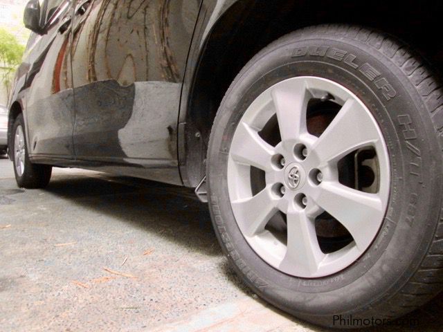 Toyota Alphard V6 in Philippines