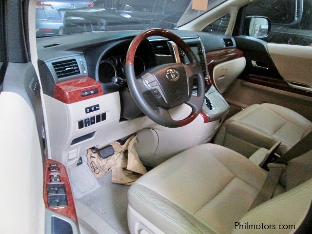 Toyota Alphard V6 in Philippines
