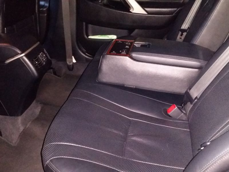 Toyota Camry 3.5Q in Philippines