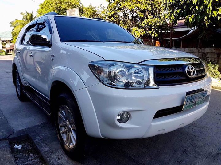 Toyota Fortuner G 2.5 Diesel Automatic in Philippines