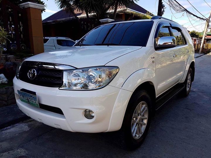 Toyota Fortuner G 2.5 Diesel Automatic in Philippines
