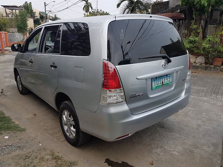 Toyota Innova E in Philippines