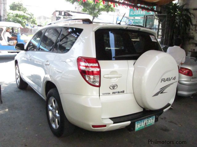 Toyota Rav 4 in Philippines