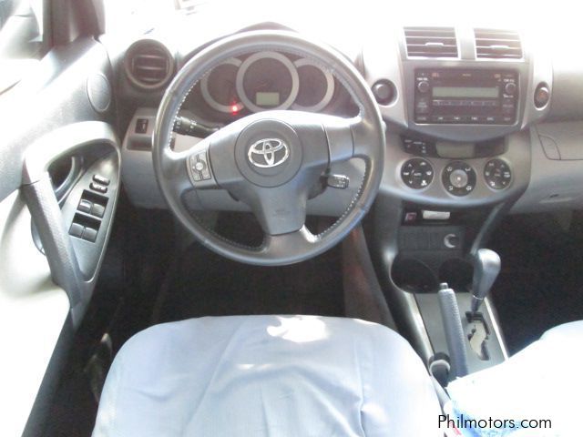 Toyota Rav 4 in Philippines