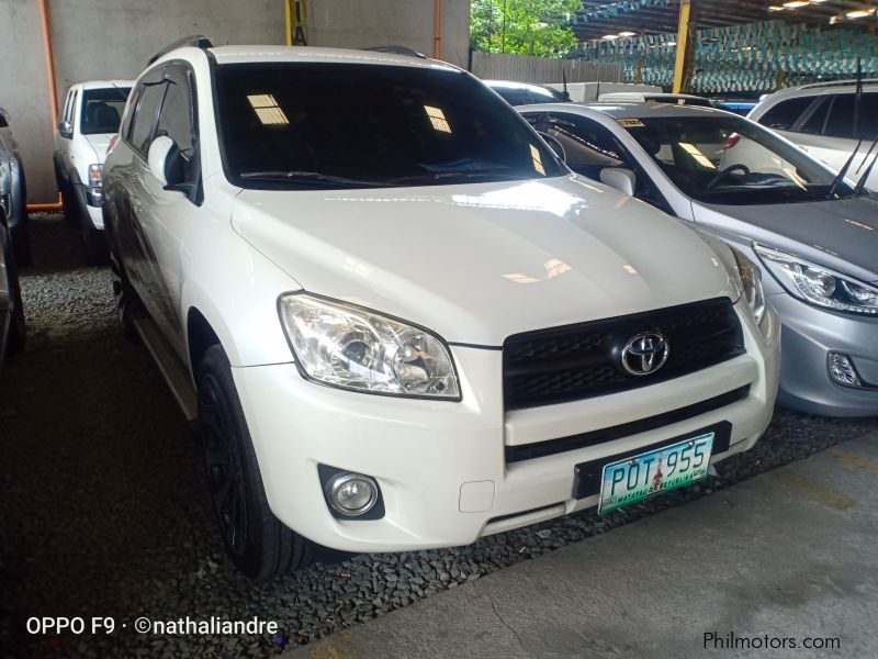 Toyota Rav4 in Philippines