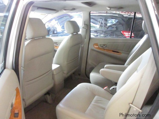Toyota innova V in Philippines