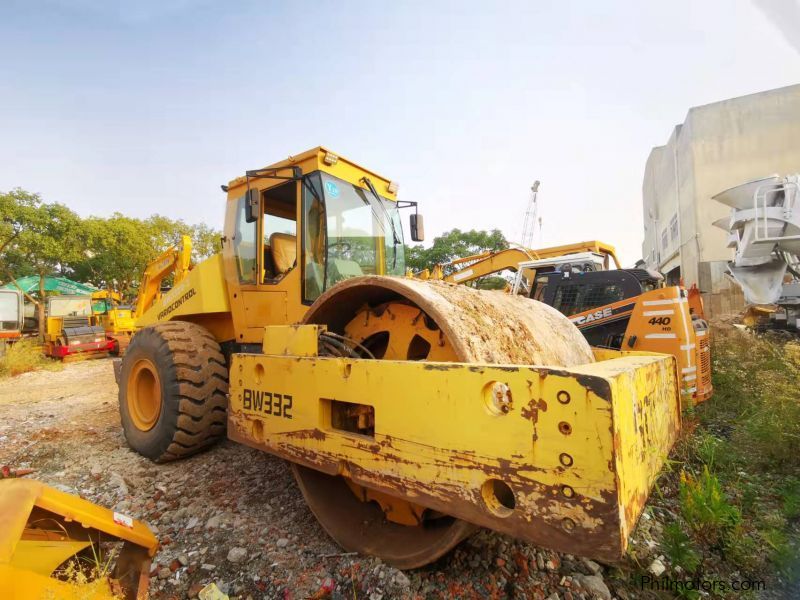 BOMAG BW225D-3 in Philippines