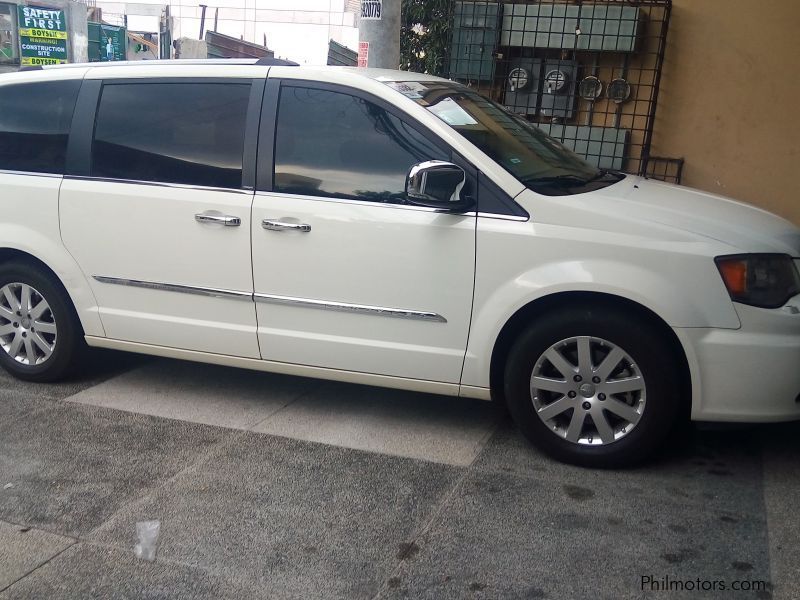 Chrysler town and country in Philippines