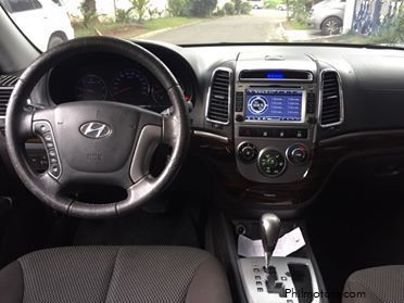 Hyundai sta. fe in Philippines