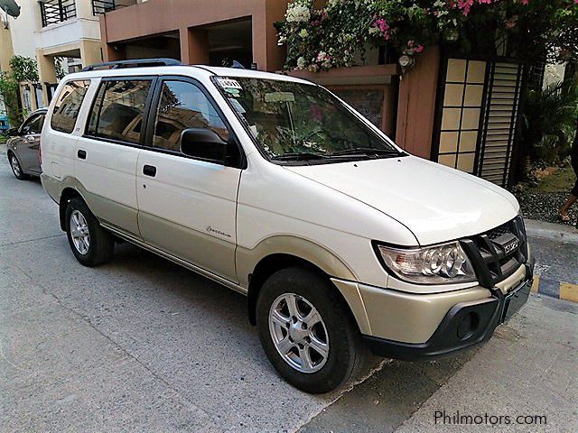 Isuzu Crosswind in Philippines