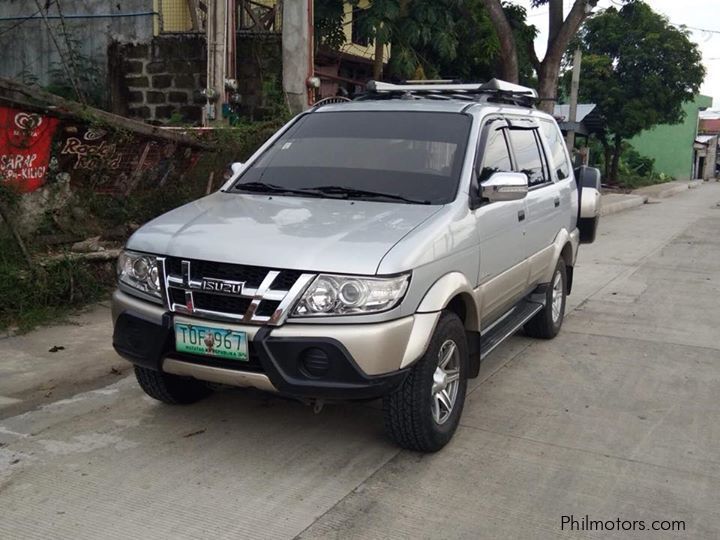 Isuzu Crosswind XUV in Philippines