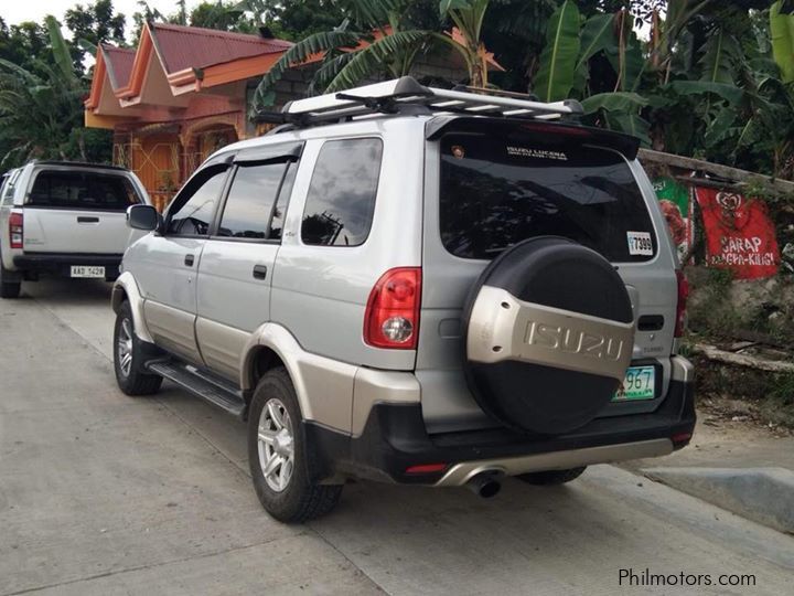 Isuzu Crosswind XUV in Philippines