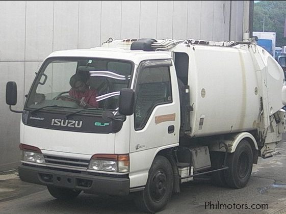 Isuzu Elf in Philippines