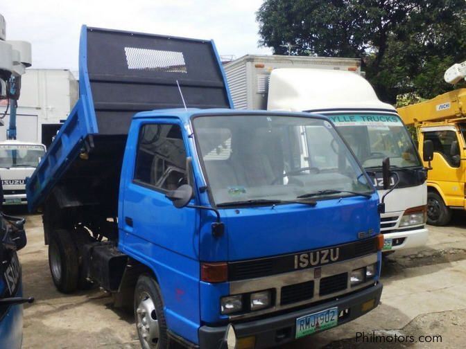 Isuzu Elf in Philippines