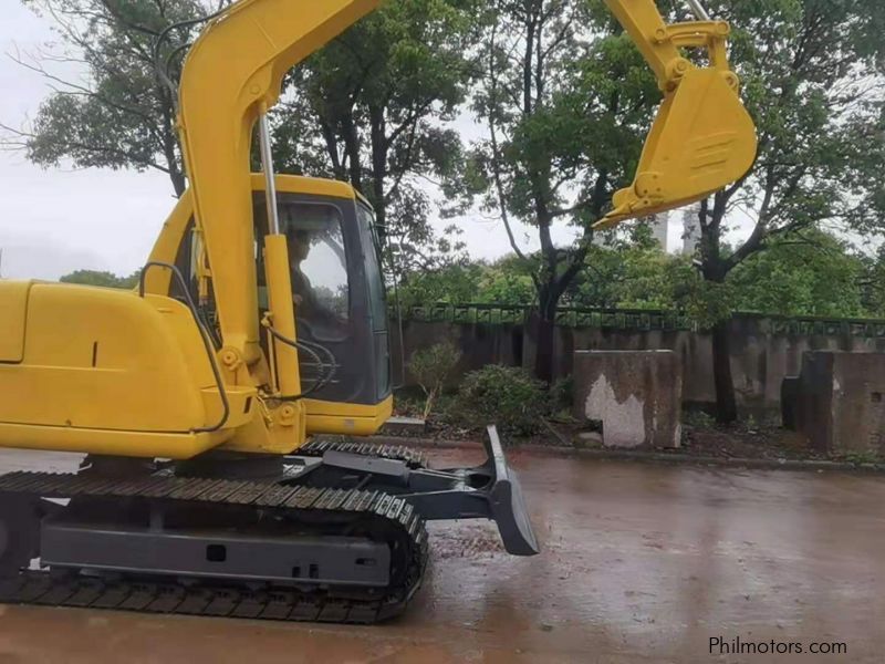 KOMATSU PC60-7 in Philippines