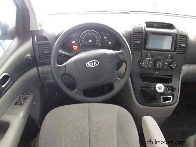 Kia carnival in Philippines