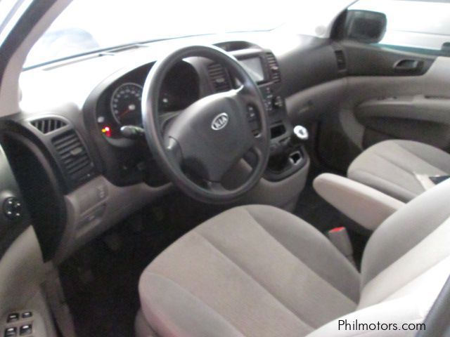 Kia carnival in Philippines