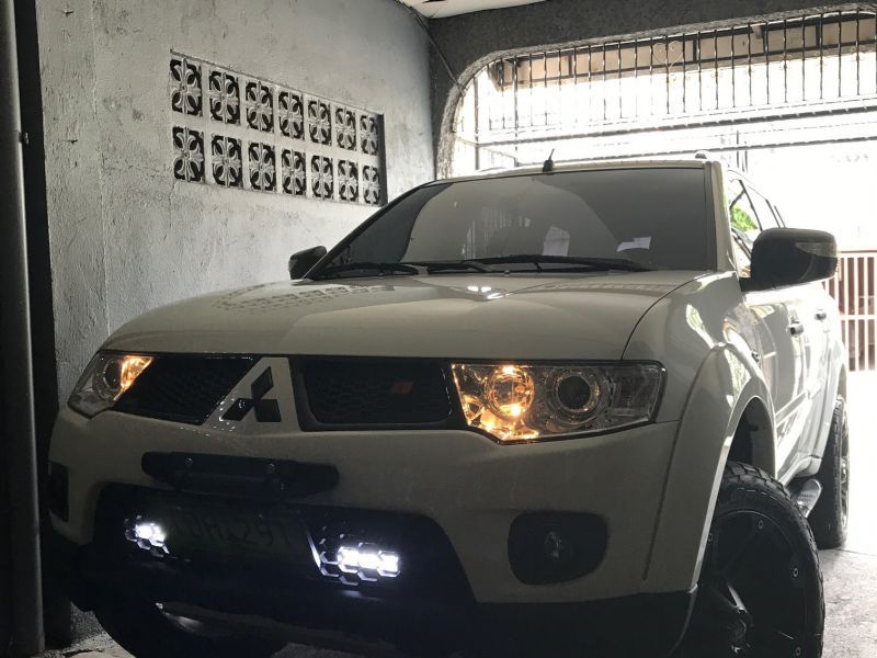 Mitsubishi 4x2  Montero Sport GLS-V in Philippines