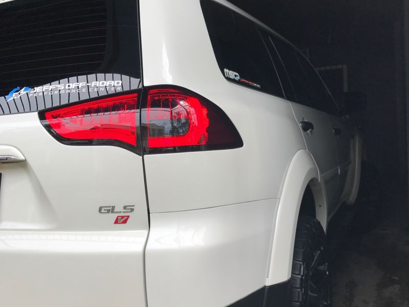 Mitsubishi 4x2  Montero Sport GLS-V in Philippines