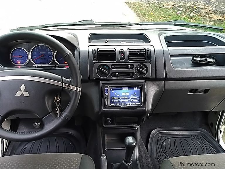 Mitsubishi Adventure glx2 se 2012 in Philippines