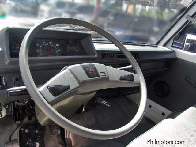 Mitsubishi L300 Aluminum Van in Philippines