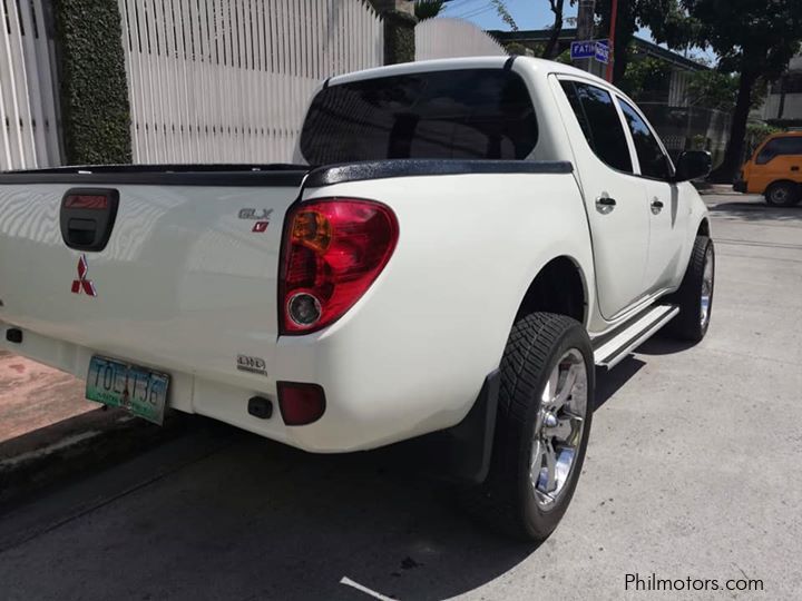 Mitsubishi Strada GLX-V in Philippines