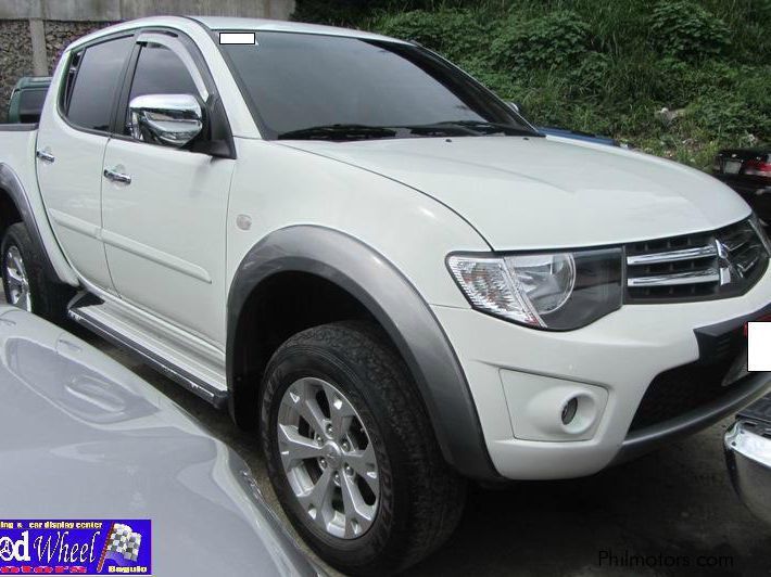 Mitsubishi Strada Pick up  in Philippines