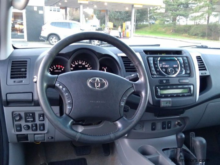 Toyota HiLux D-Cab 3.0 D-4D 2012 in Philippines