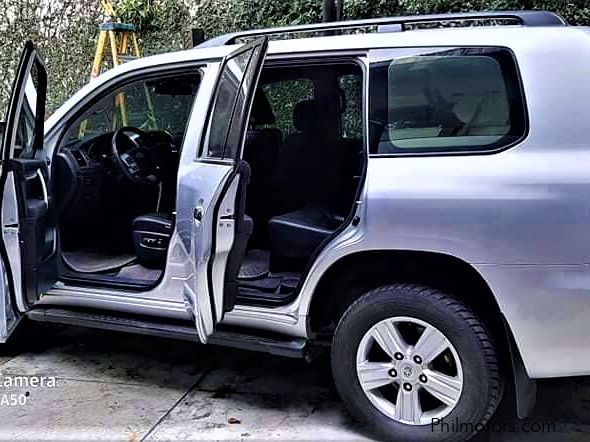 Toyota Land Cruiser in Philippines