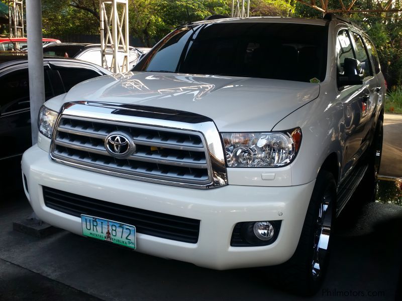 Toyota Sequoia  platinum in Philippines