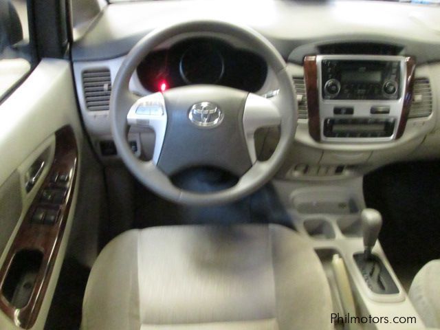 Toyota innova G in Philippines