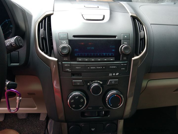 Как снять магнитолу шевроле каптива 2013 Chevrolet Trailblazer car Photos - Manual Transmissions - 71000 km milage