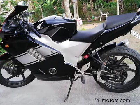 Honda CBR 150 Fi in Philippines