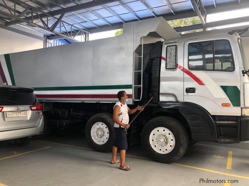 Hyundai 12W Dump Truck in Philippines