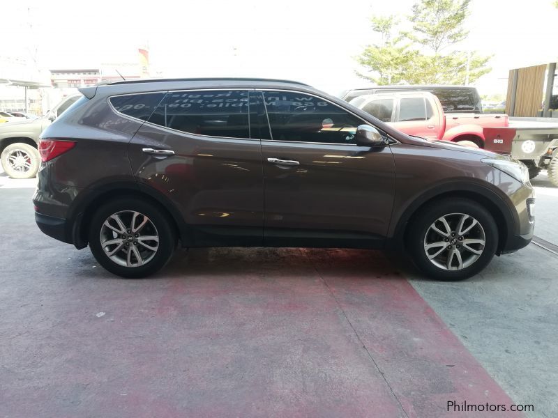 Hyundai Santa Fe in Philippines