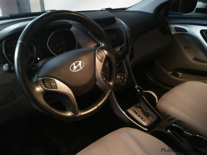 Hyundai elantra gls in Philippines