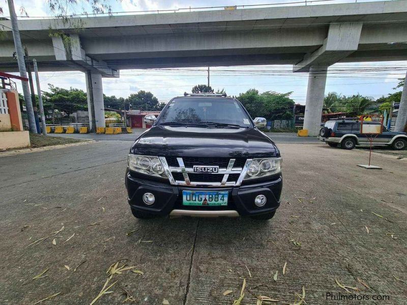 Isuzu CROSSWIND SPORTIVO X  in Philippines